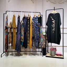 2019夏季原創(chuàng)設(shè)計(jì)師大碼棉麻女裝 批發(fā)市場的清新風(fēng)潮